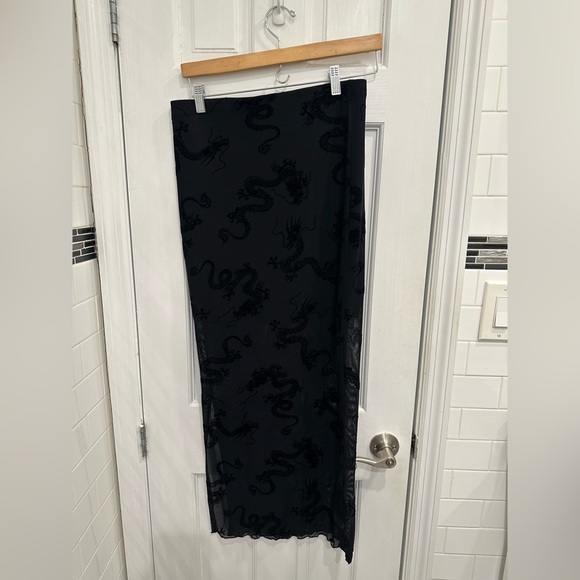 Dressed in LALA Enchantress Mesh Burnout Dragon Skirt - Black - Medium - Picture 5 of 6